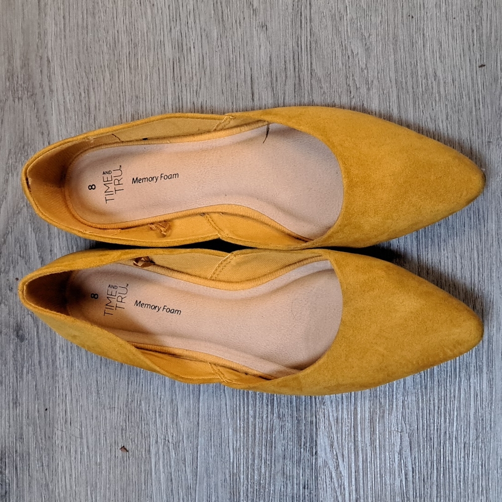 Women's shoes